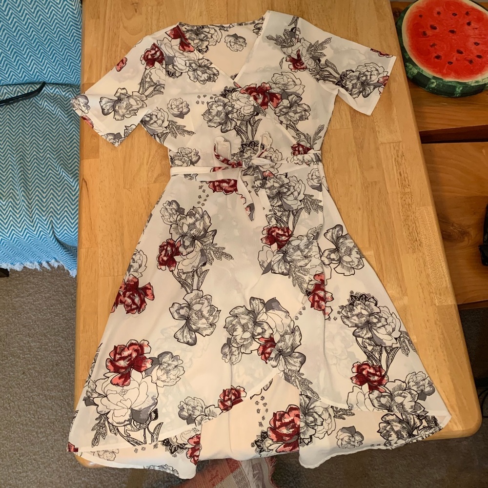 White Medium Summer Floral Wrap Dress